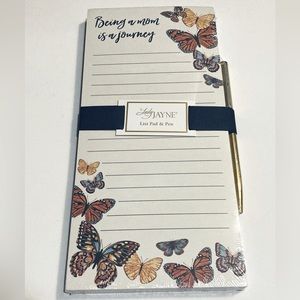 Brand new note pad with pen and magnet backing “Being a Mom is a Journey”
